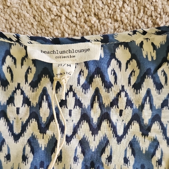 beachlunchlounge Navy and Cream Blouse - Picture 3 of 6